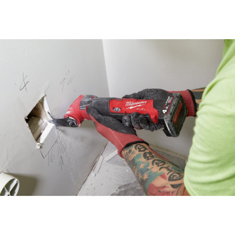 Акумуляторний компактний багатофункціональний інструмент (реноватор) MILWAUKEE M12 FUEL FMT-422X, (+ заряд.пристрій, 2 акум., Кл