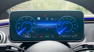 Захисне скло Pixsel на панель приладів MERCEDES BENZ EQE - 14.5“ 2022 -