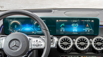 Захисне скло Pixsel на панель приладів MERCEDES BENZ EQB - 24.7“ 2021 -