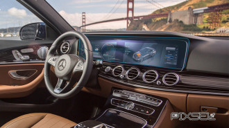 Захисне скло Pixsel на панель приладів MERCEDES BENZ E-CLASS - 28.5“ 2017 - 2018