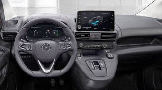Захисне скло Pixsel на монітор OPEL COMBO - 9.4“ 2018 -