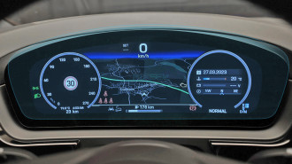 Захисне скло Pixsel на панель приладів PORSCHE CAYENNE - 15.2“ 2023 -