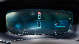Захисне скло Pixsel на панель приладів ROEWE Marvel R - 11.9“ 2021 -