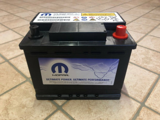 Акумулятор автомобільний MOPAR Chrysler 12В 60Ah / 600A (EN), EFB (R+)