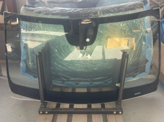 Скло вітрове Mercedes A1676701002